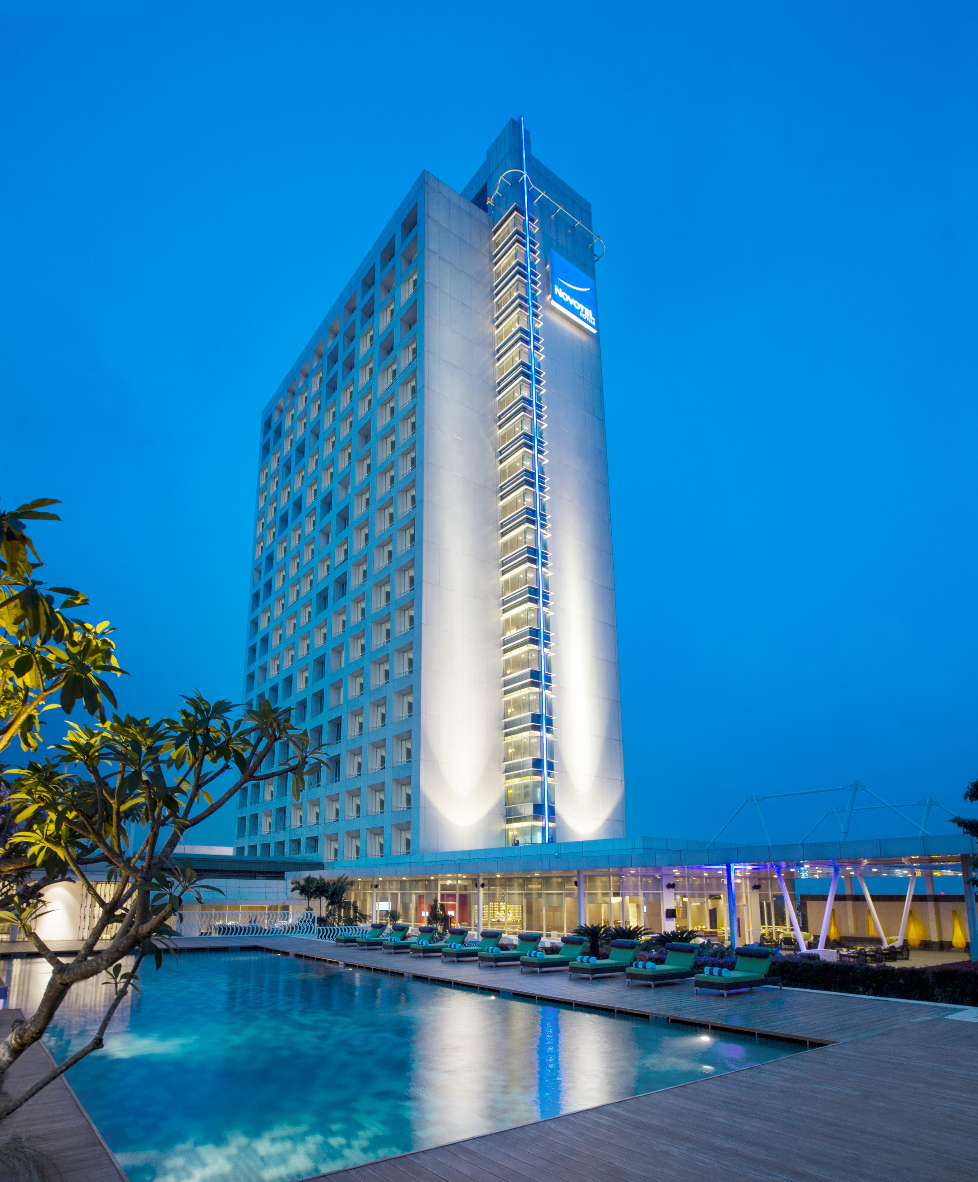 Novotel Тангеранг Екстер'єр фото