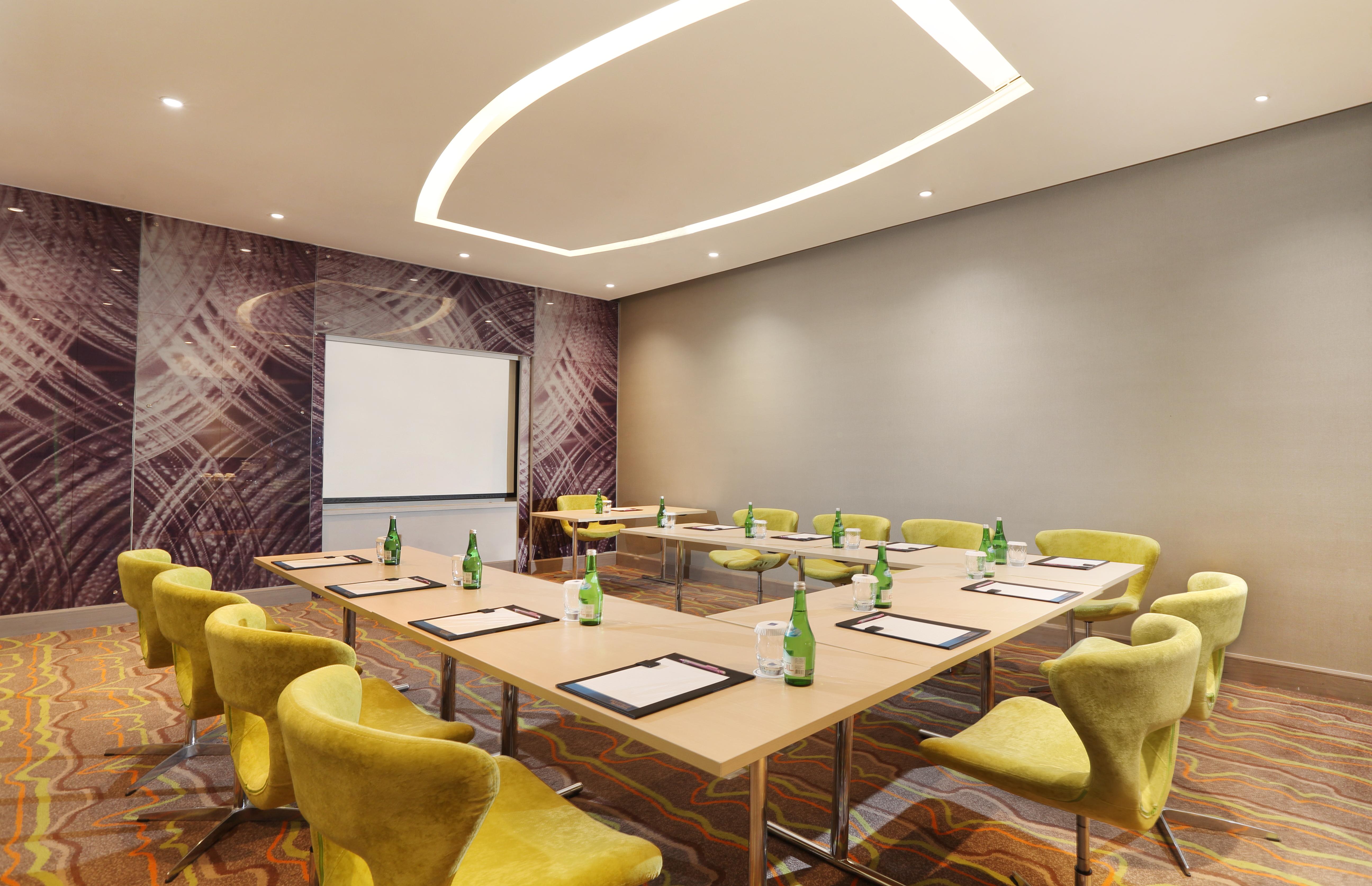 Novotel Тангеранг Екстер'єр фото