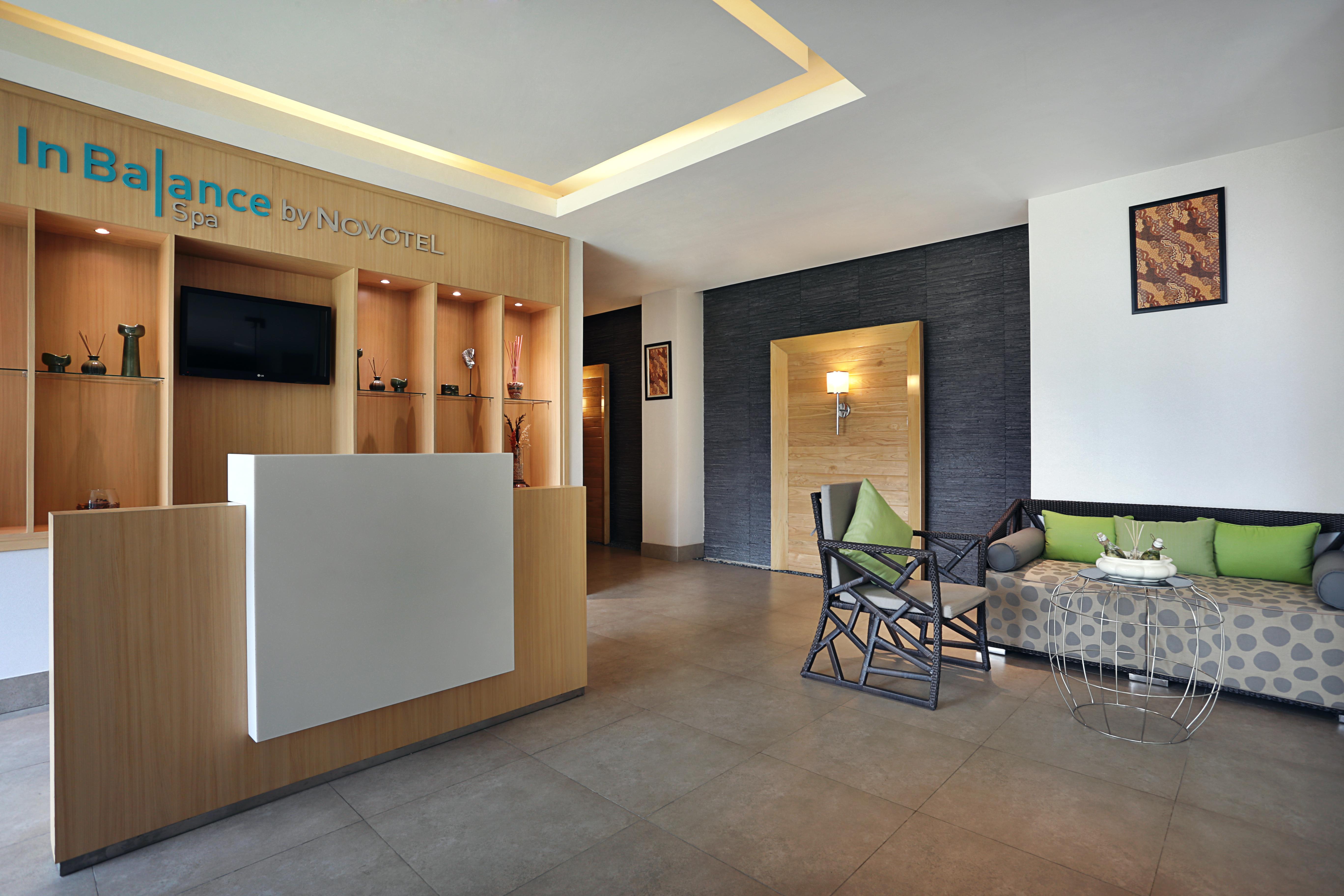 Novotel Тангеранг Екстер'єр фото