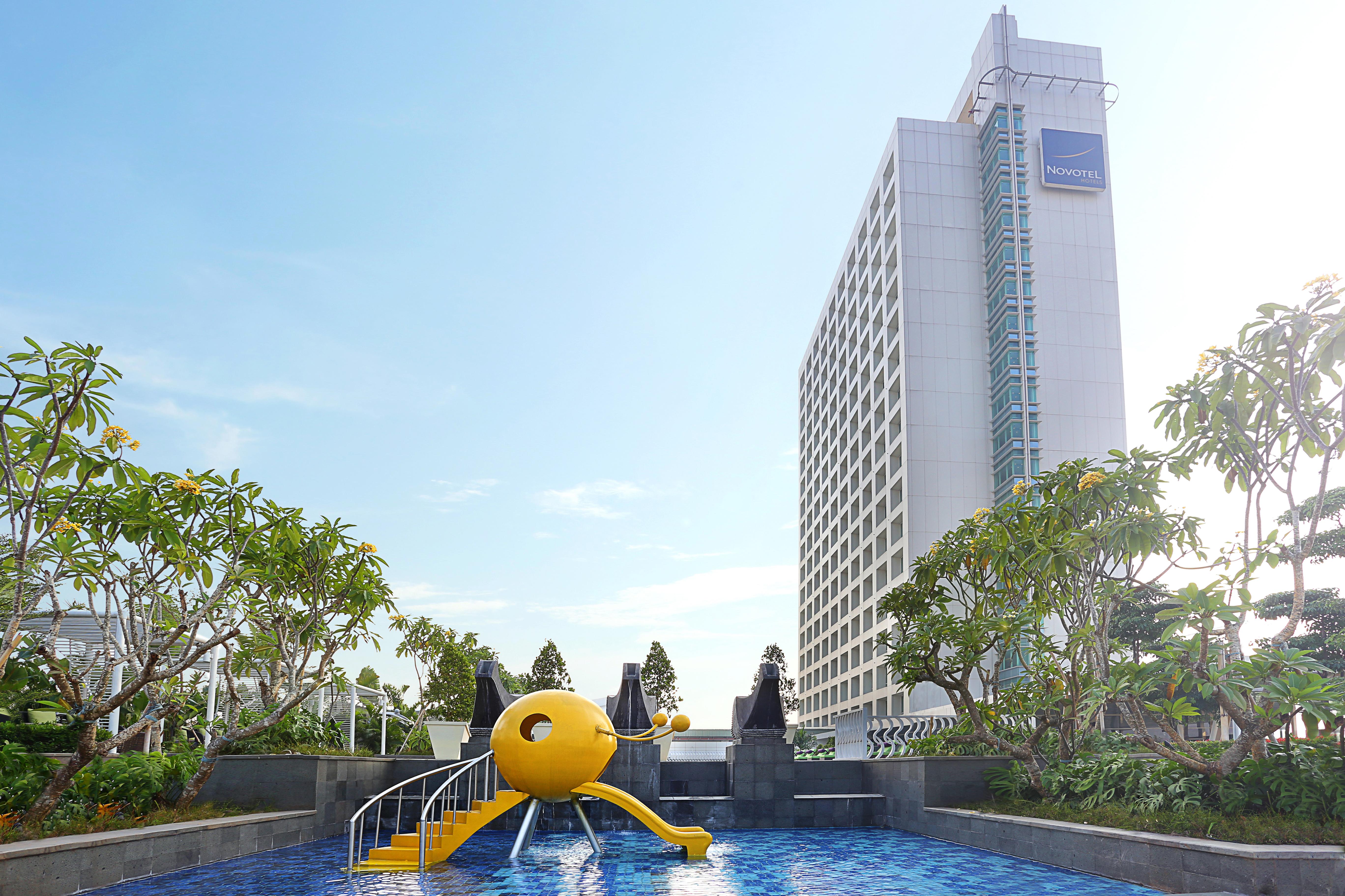 Novotel Тангеранг Екстер'єр фото