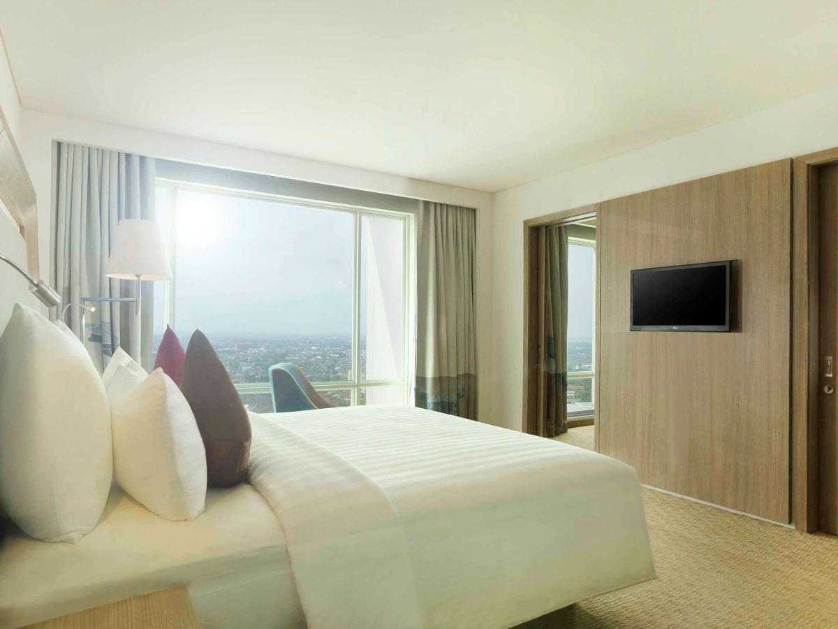 Novotel Тангеранг Екстер'єр фото